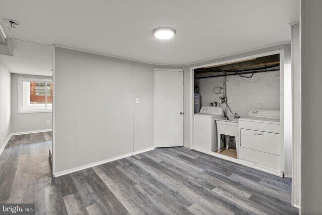 Foto del edificio - 8059 Gray Haven Rd