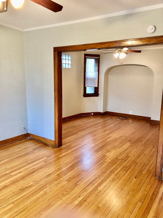 Foto del edificio - 847 Ferdinand Ave