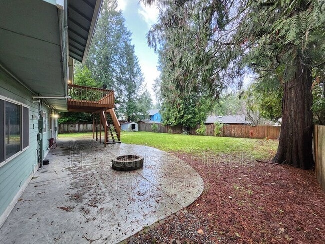 Photo - 573 Bridle View Ct NW House