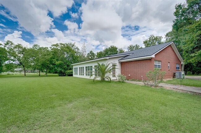 Building Photo - 4003 Kunz Rd