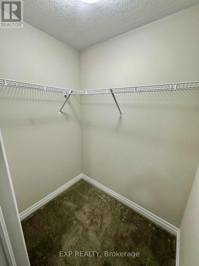Building Photo - 88 Seabrook Dr