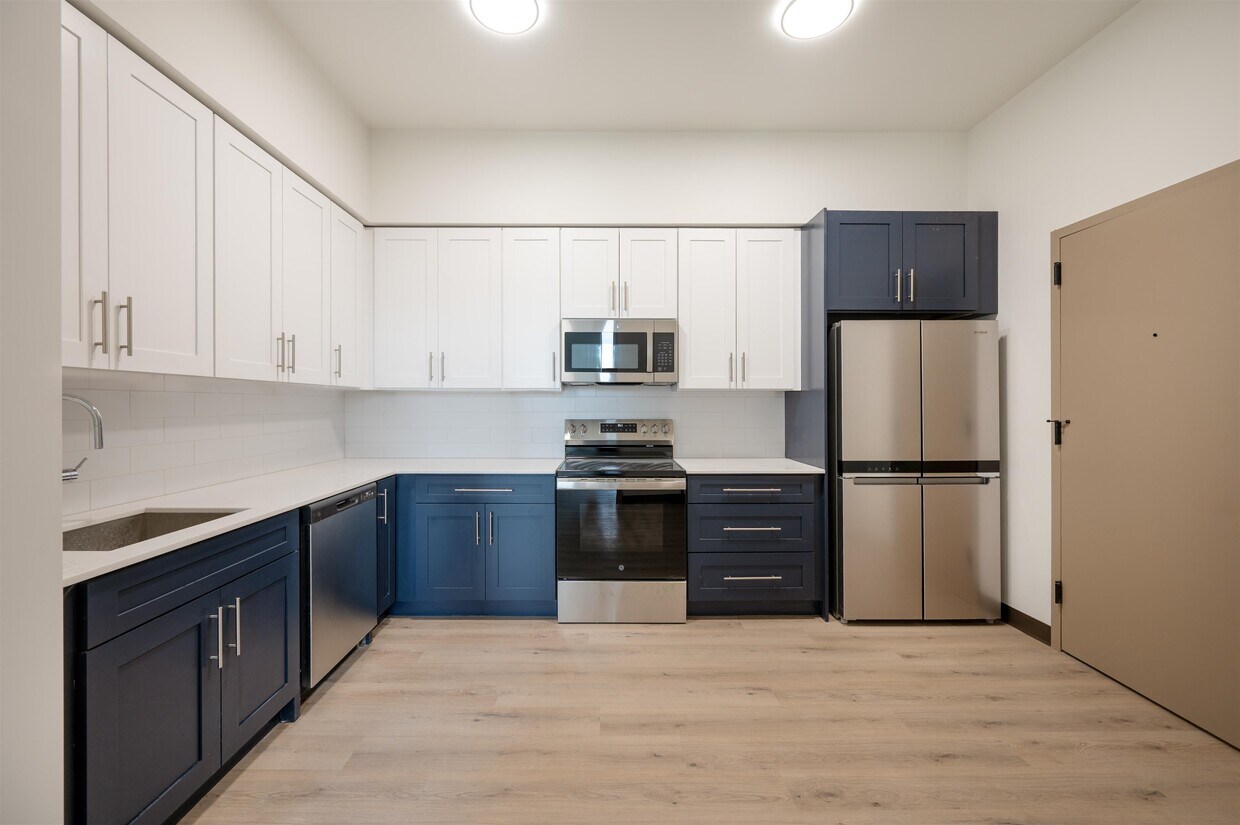 Foto principal - 857 Bergen Ave