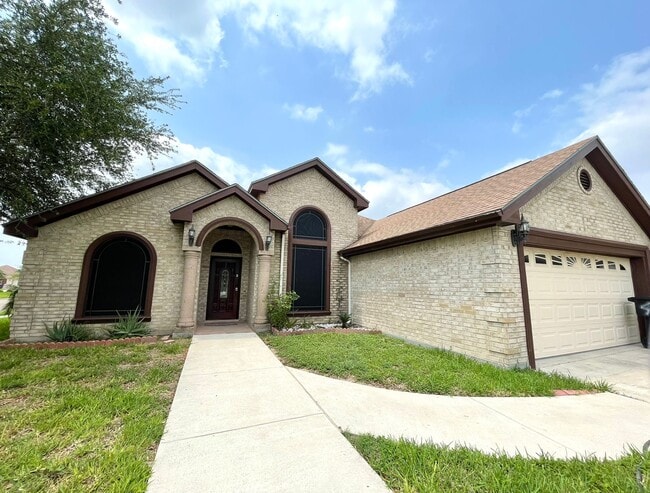 Building Photo - 4901 La Vista St