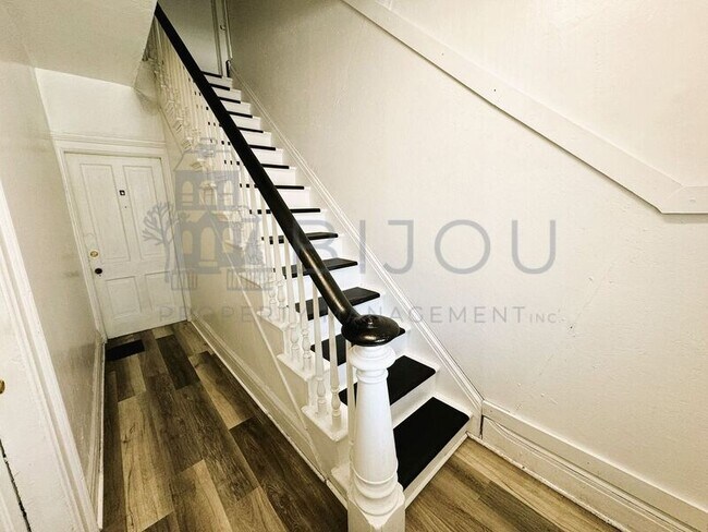 Photo - 427-431 E. Bijou St. Apartment