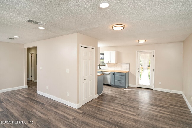 Foto del edificio - 1131 Butler Ave