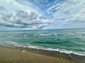 Building Photo - 5420 N Ocean Dr