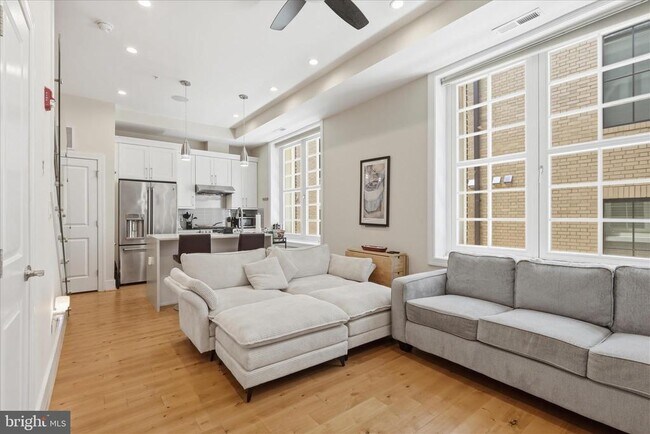 Foto del edificio - 625 Park Rd NW