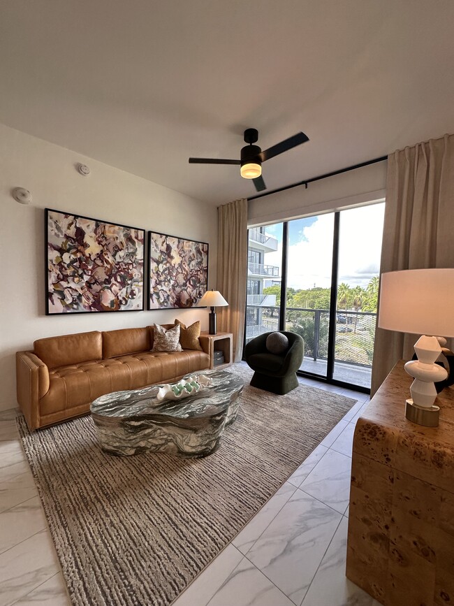 Building Photo - 2315 NE 171st St