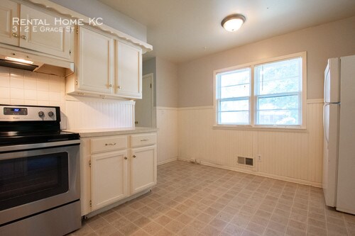 Building Photo - 3-bedroom Ranch with Finished Basement  #312