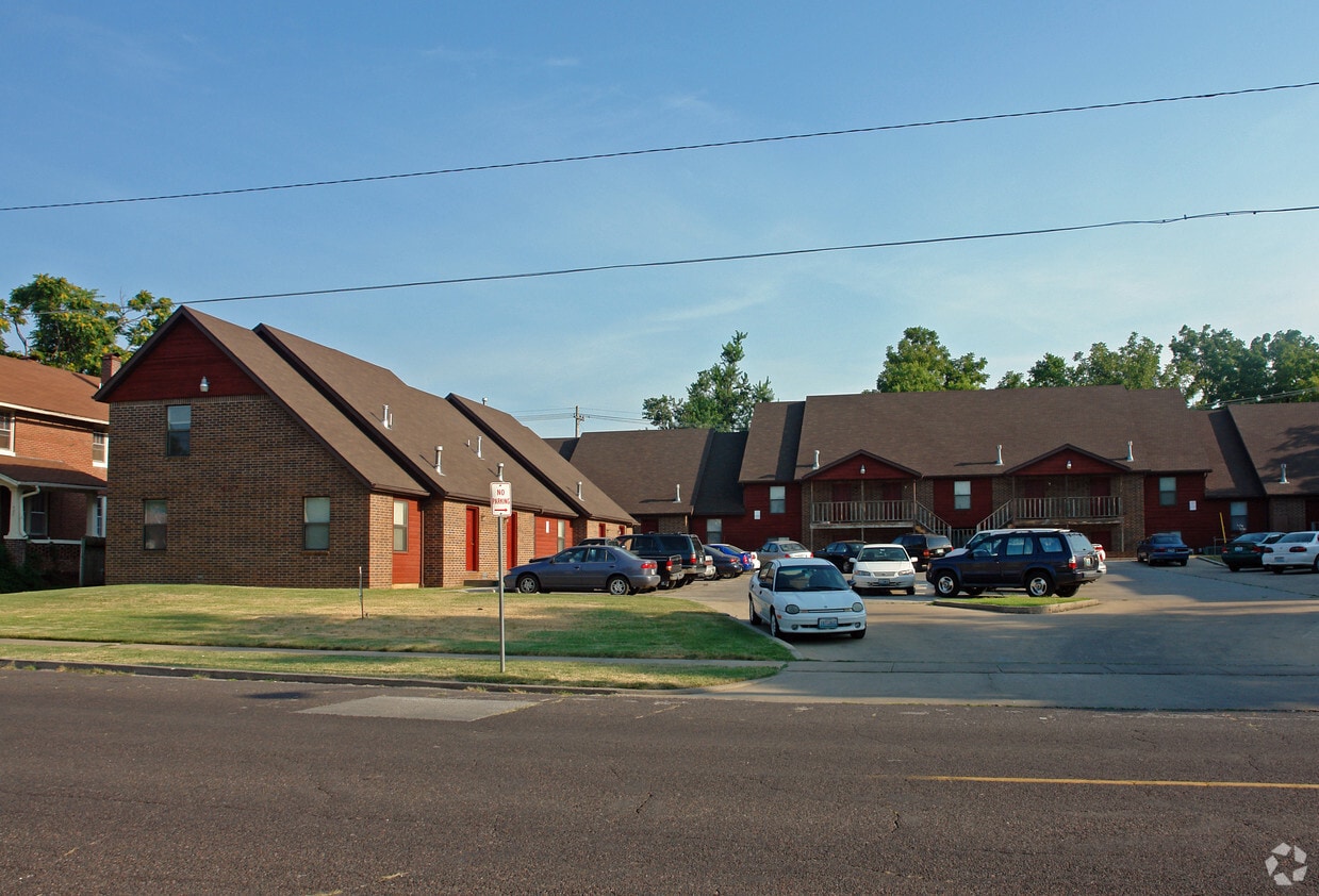 437 Cherry St, Springfield, MO 65806 Apartments in Springfield, MO