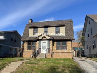 Building Photo - 2430 Redick Ave
