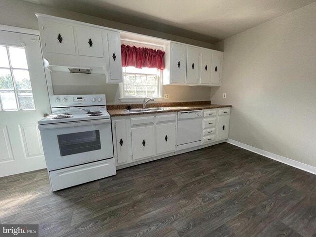 Building Photo - 1421 Dandridge St