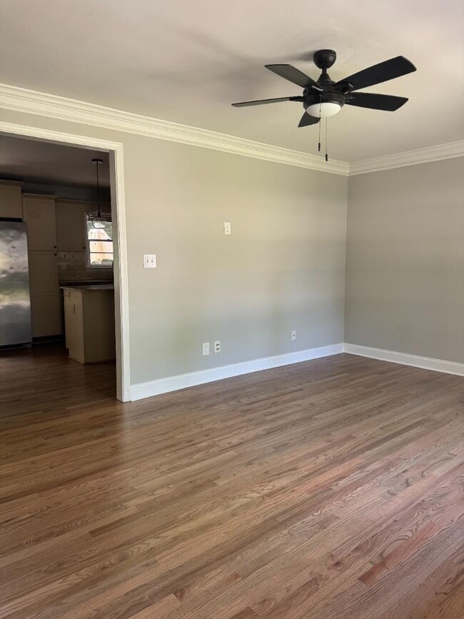 Photo - 2002 E Drew Valley Rd NE House