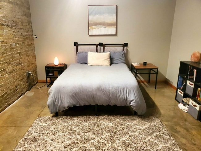 Building Photo - 773 N Water St