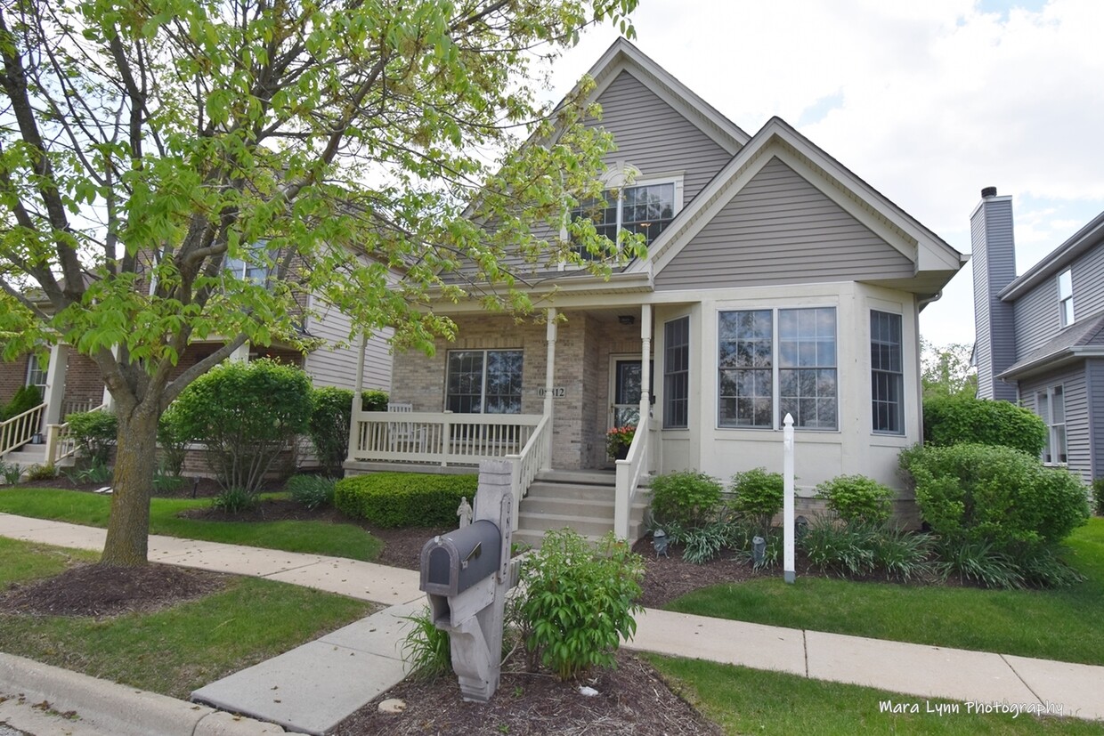 Primary Photo - 0N412 Eldon Dr