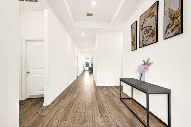 Building Photo - 31914 Lillie Lilac Ln