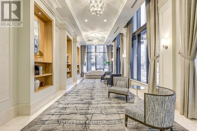 Photo du bâtiment - 36 Elm Dr W