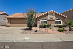 Primary Photo - 4330 E Windmere Dr