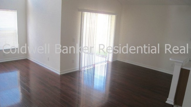Building Photo - 4229 Branchside Ln