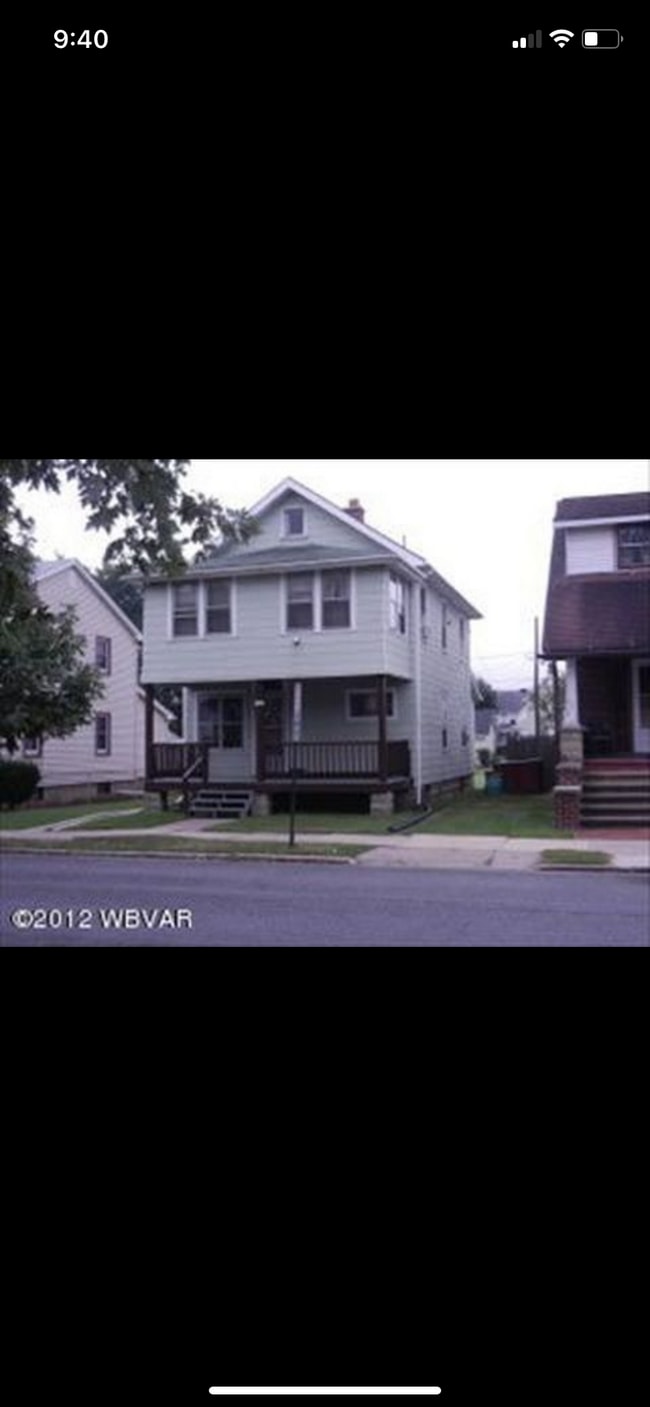 Building Photo - 1135 Park Ave