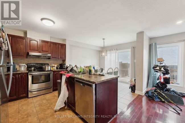 Building Photo - 111 Tacom Cir