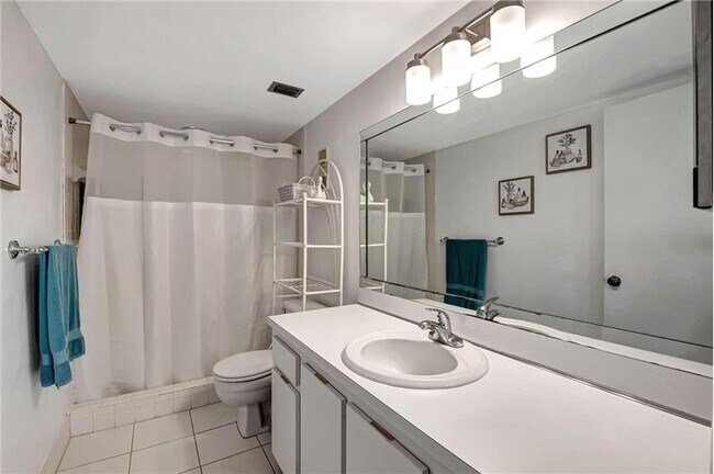 Foto del edificio - 6866 Huntington Ln