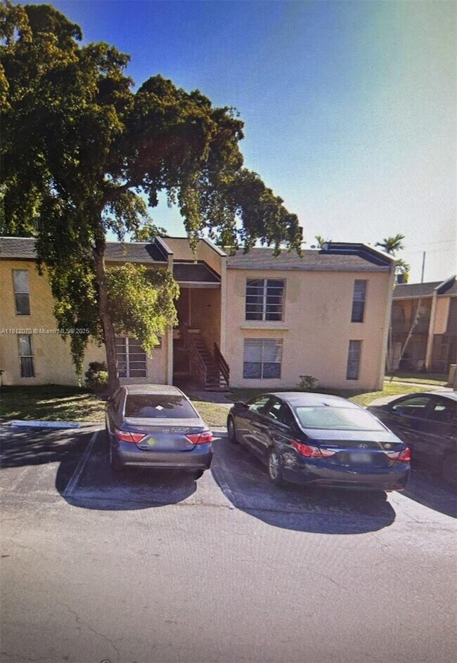 Foto del edificio - 4533 Treehouse Ln