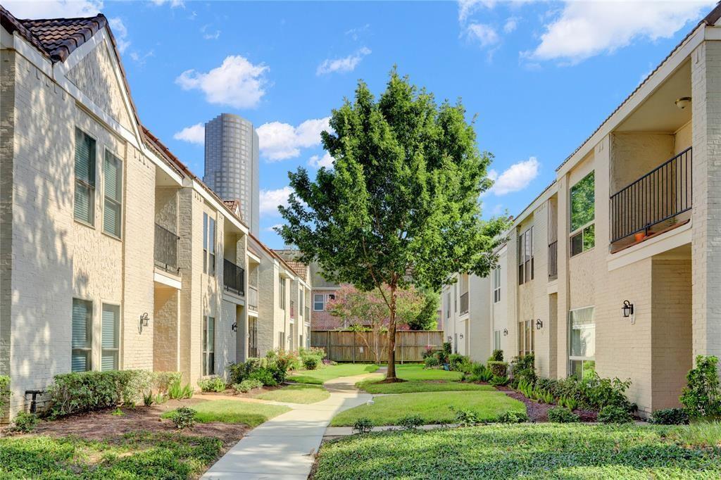 1330 Augusta Dr Unit 13, Houston, TX 77057 Condo for Rent in Houston, TX