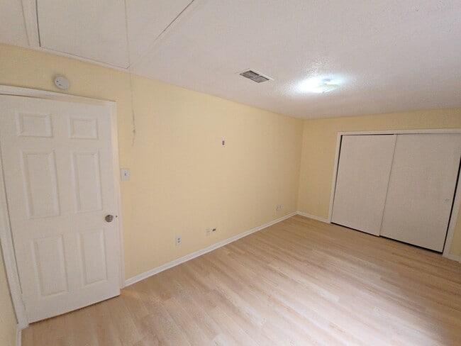 Building Photo - 2019 Place Rebecca Ln