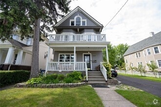 Building Photo - 933 Tifft St