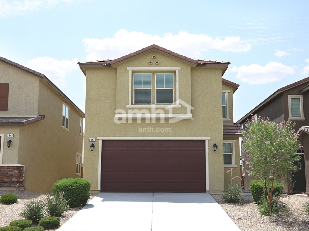 Primary Photo - 5843 Petronius St