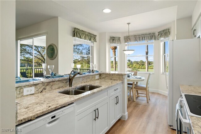 Foto del edificio - 9450 Highland Woods Blvd