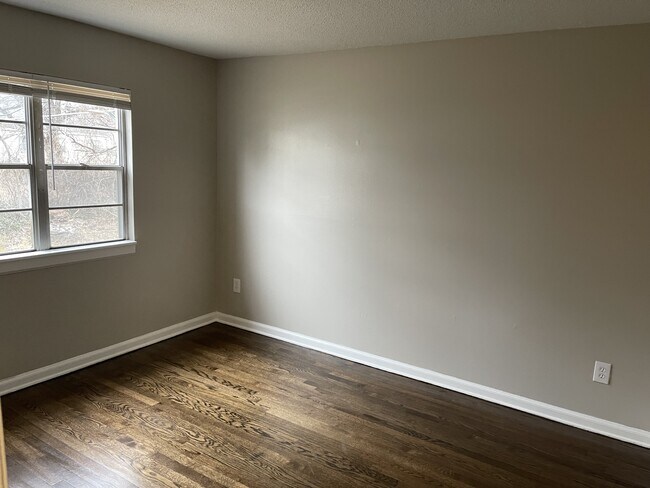 Foto del edificio - 7344 Wayne Ave