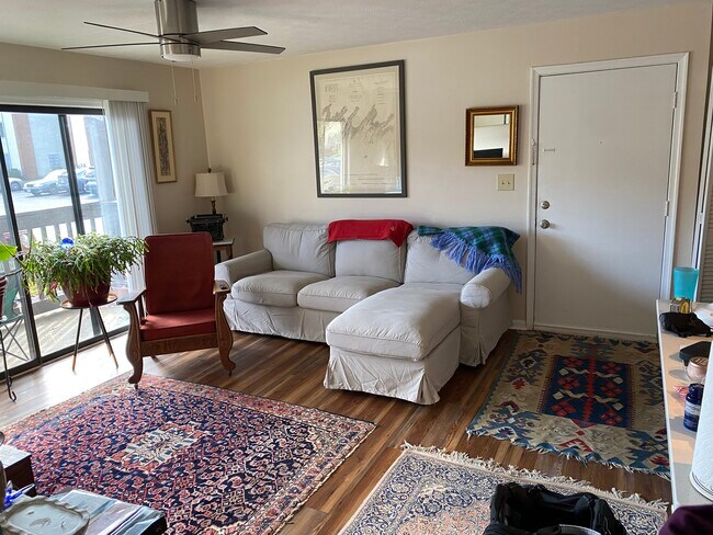Living Room - 103 Haverford Ct