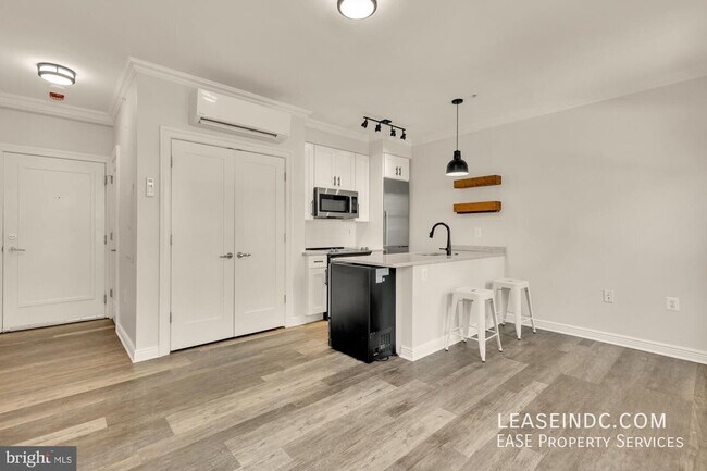 Foto del edificio - 1121 24th St NW