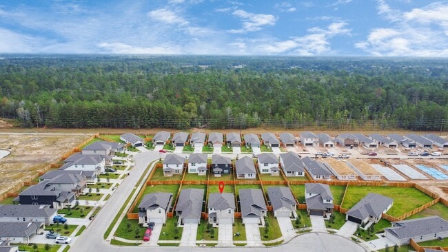 Foto del edificio - 16513 Breezy Knl Ct