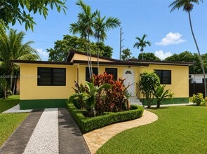Building Photo - 541 Raven Ave
