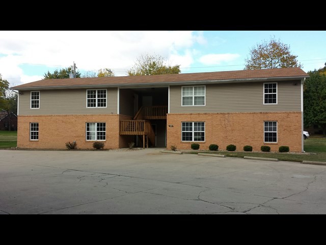 Foto principal - 124 Kenneth Dr