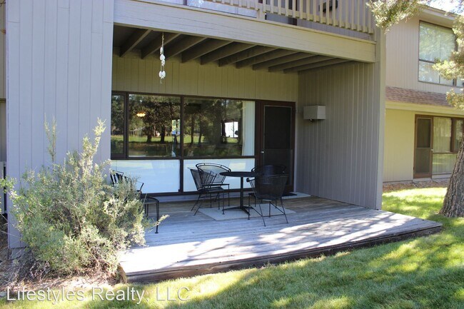 Building Photo - 2 br, 2 bath House - 68 Meadow House Ct. 1...