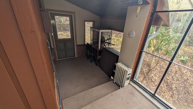 Foto del edificio - Cabin in the Woods (way up in the woods)