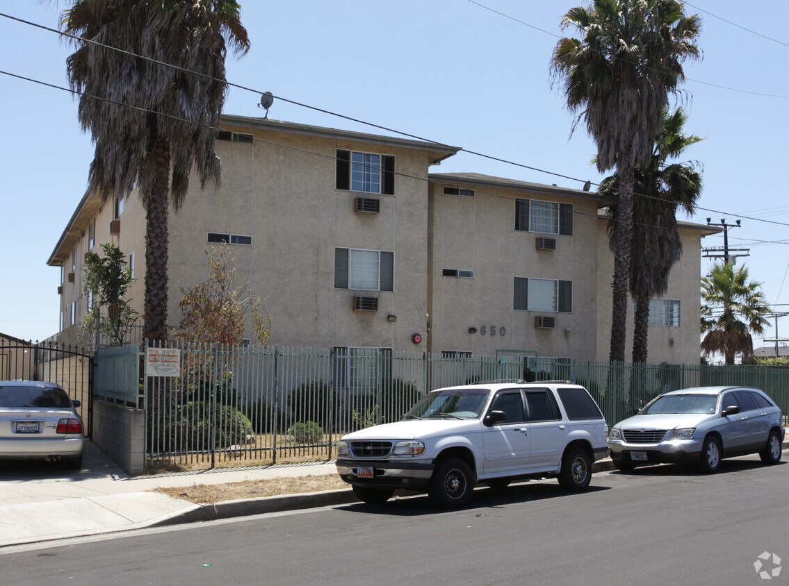 Foto del edificio - 650 W 127th St