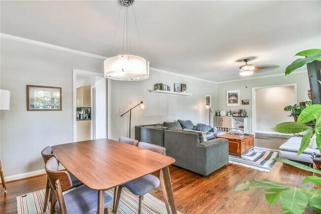 Foto del edificio - 1212 Poplar Grove Dr NE