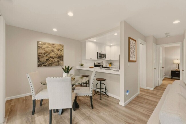 Foto del edificio - 3401 La Terrace Cir