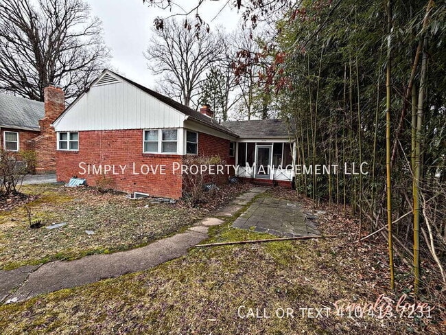 Foto del edificio - 4526 Albion Rd