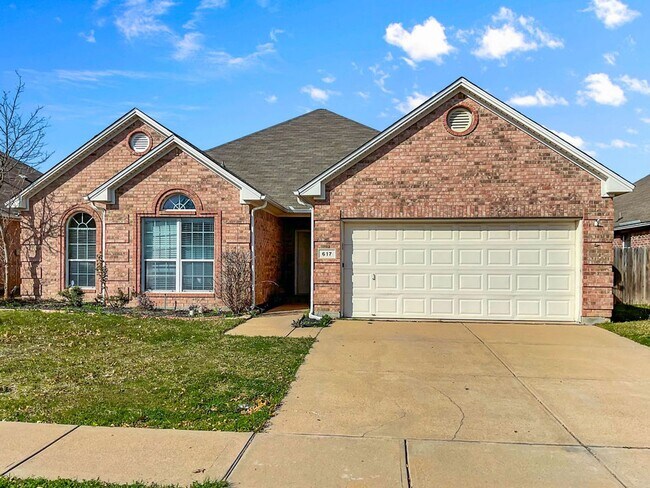 Foto del edificio - A Spacious Home in Mansfield ISD