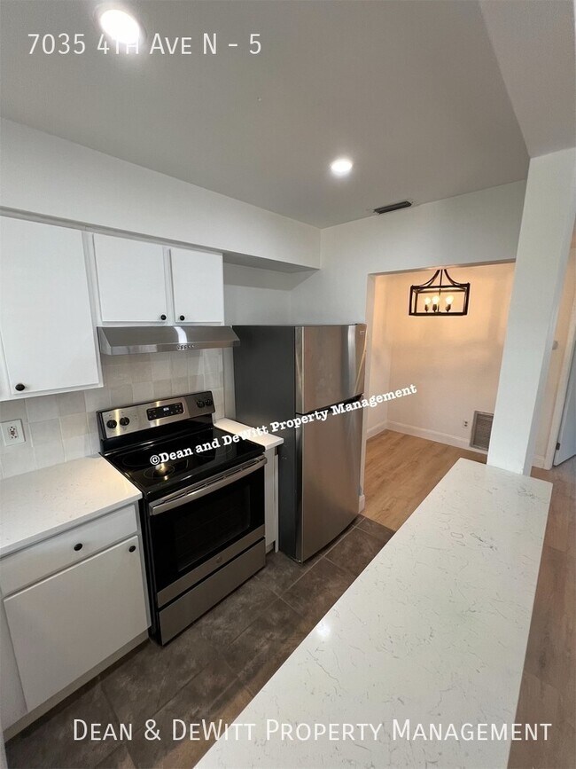 Foto del edificio - 7035 4th Ave N