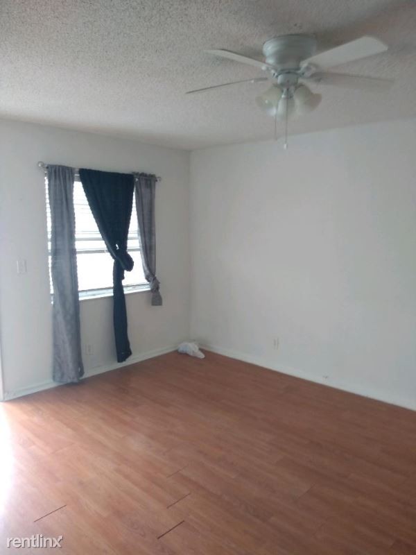 Foto del edificio - 1 br, 1 bath Condo - 2238 MONROE ST
