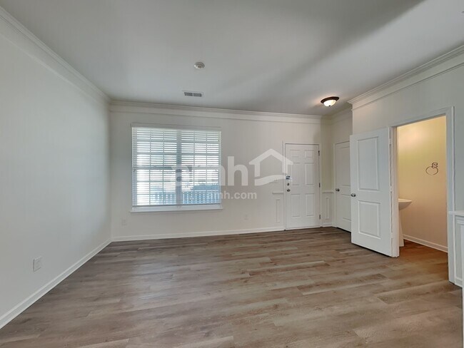 Foto del edificio - 2004 Centerview Dr