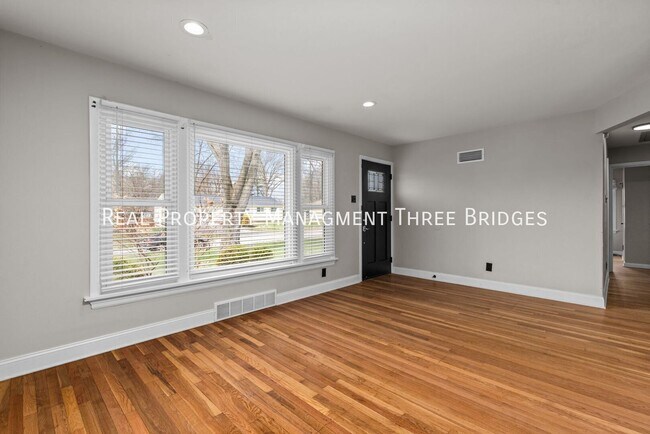 Foto del edificio - 110 Birchwood Dr