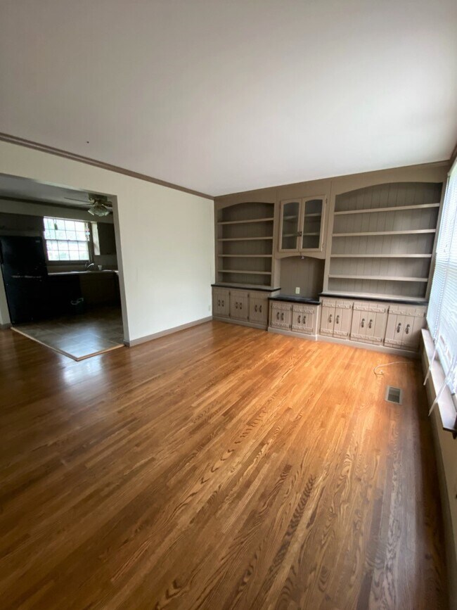 Foto del edificio - 117 Greenyards Pl